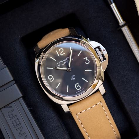 panerai luminor pam01086